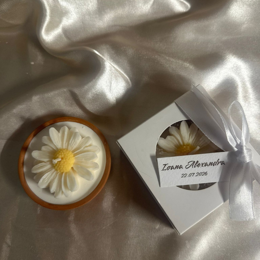 Mărturie MadriaScents - Margaretă în vas ceramic - Personalizabilă