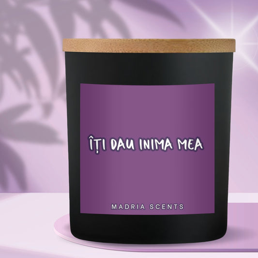 Lumânare parfumată cu vanilie dulce și cremoasă – aromă relaxantă pentru casă