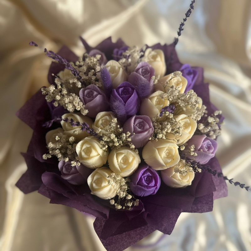 Aranjamente din ceară de soia parfumată MadriaScents - Buchet din ceară de soia - Lalele mov parfumate