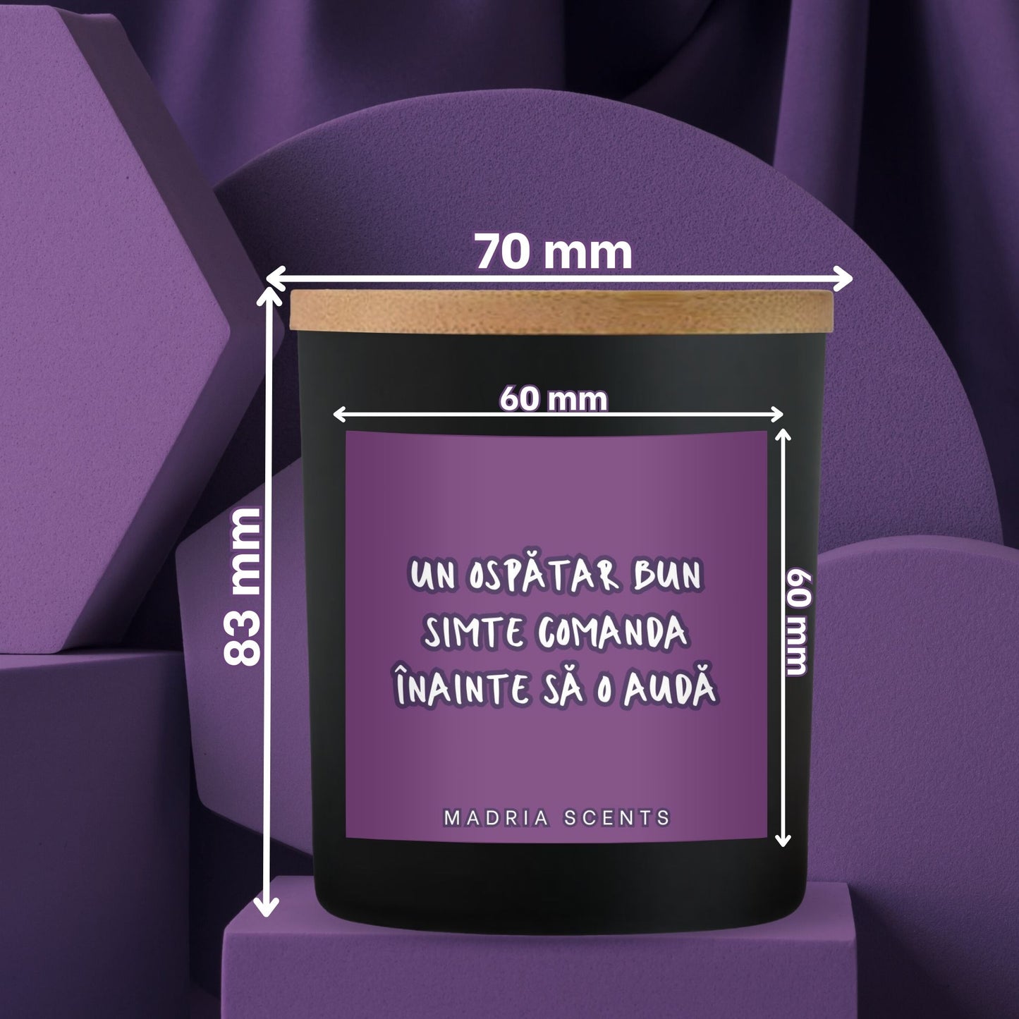 Lumânare parfumată handmade “Un ospătar bun simte comanda înainte să o audă.” – fitil din lemn – parfum la alegere