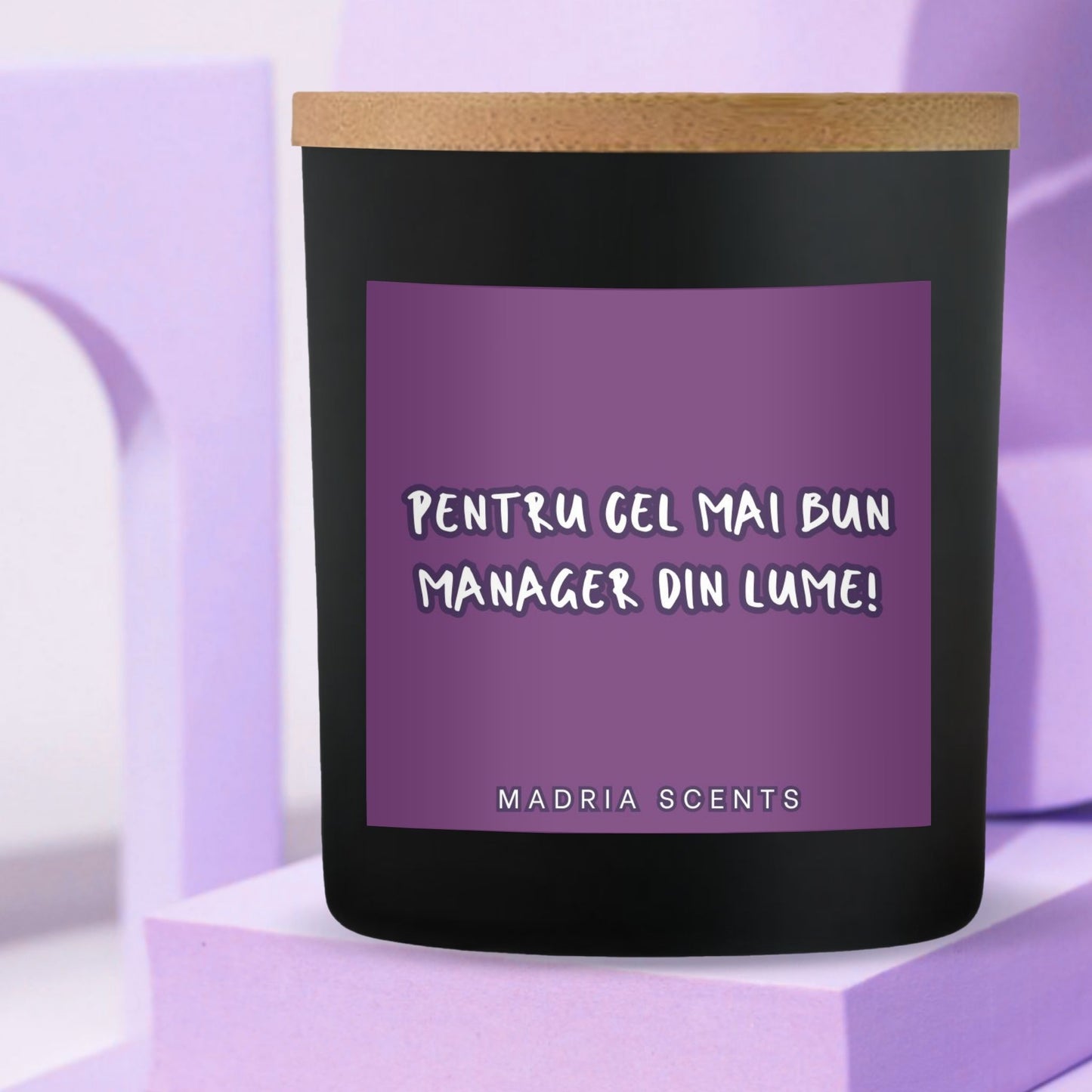 Lumânare parfumată handmade „Pentru cel mai bun manager din lume!” – fitil din lemn – parfum la alegere